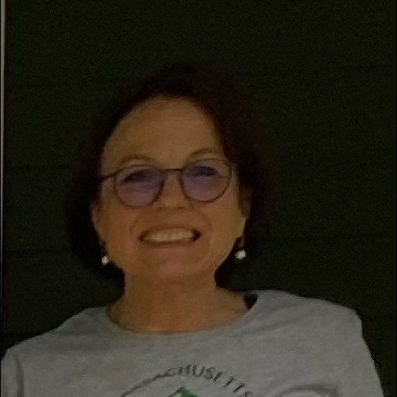 Meet your Posher, Colleen - Picture 1 of 1